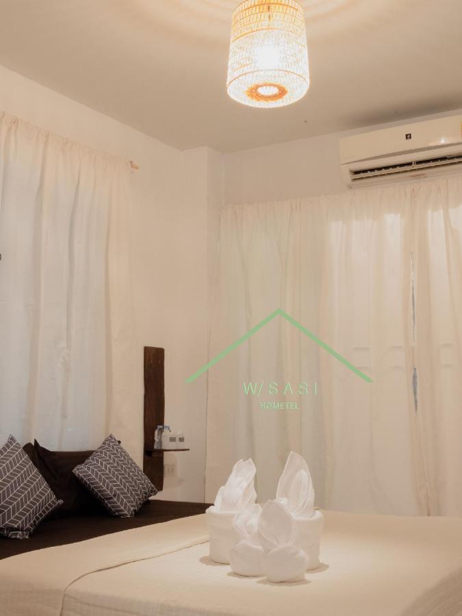 W/Sasi Hometel วิษศศิโฮมเทล นครพนม エクステリア 写真